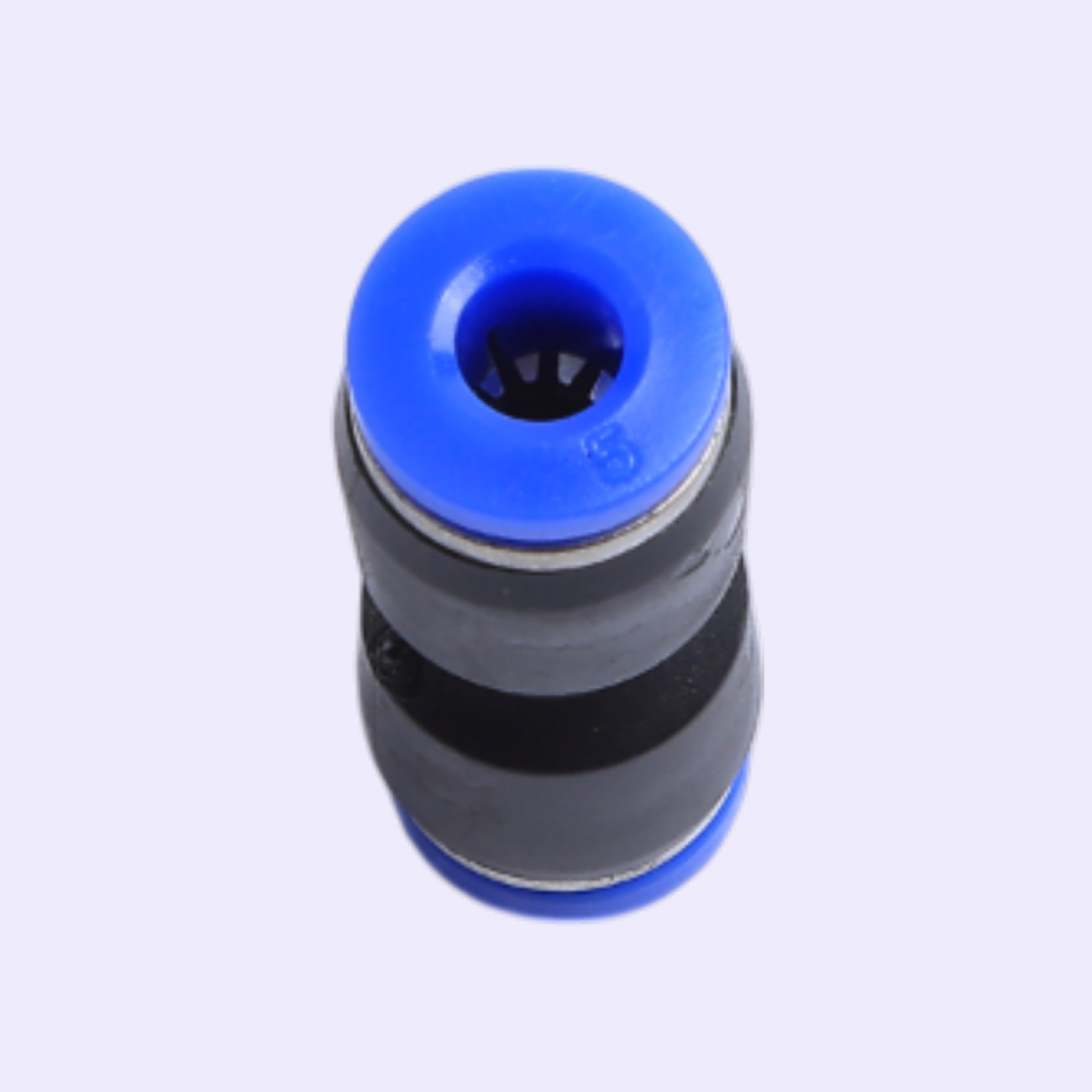 Фитинг прямой пласмаса ф5